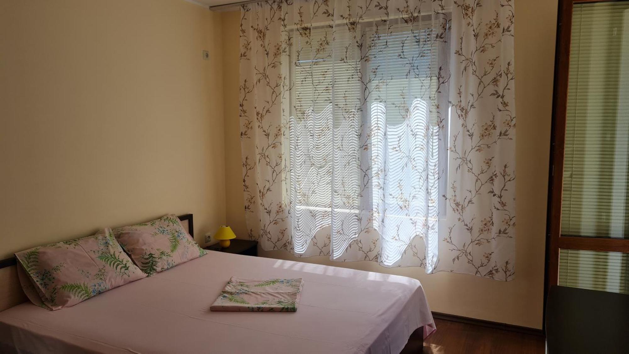 Apartment Lazur By The Sea 라브다 외부 사진